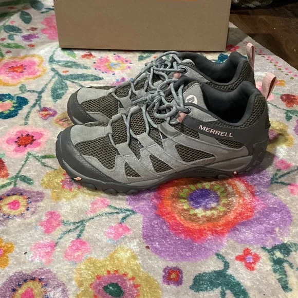 Merrells - Picture 3 of 7